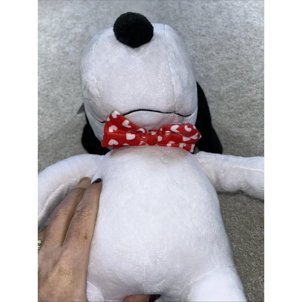 Peanuts Snoopy Valentine's Day Plush. Red Bow Tie wings Rutz 14